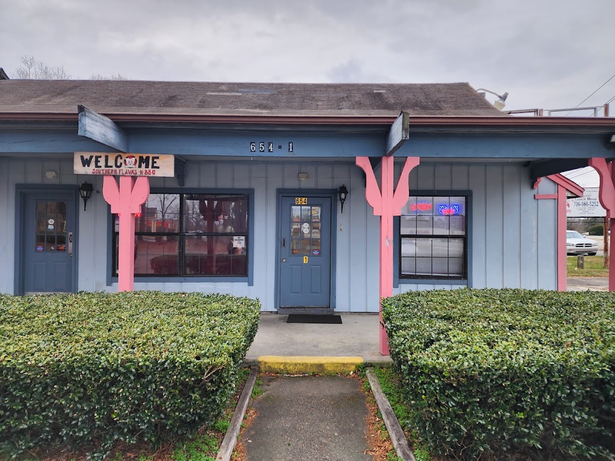 Pigg-ah-boo's southern flava's and BBQ