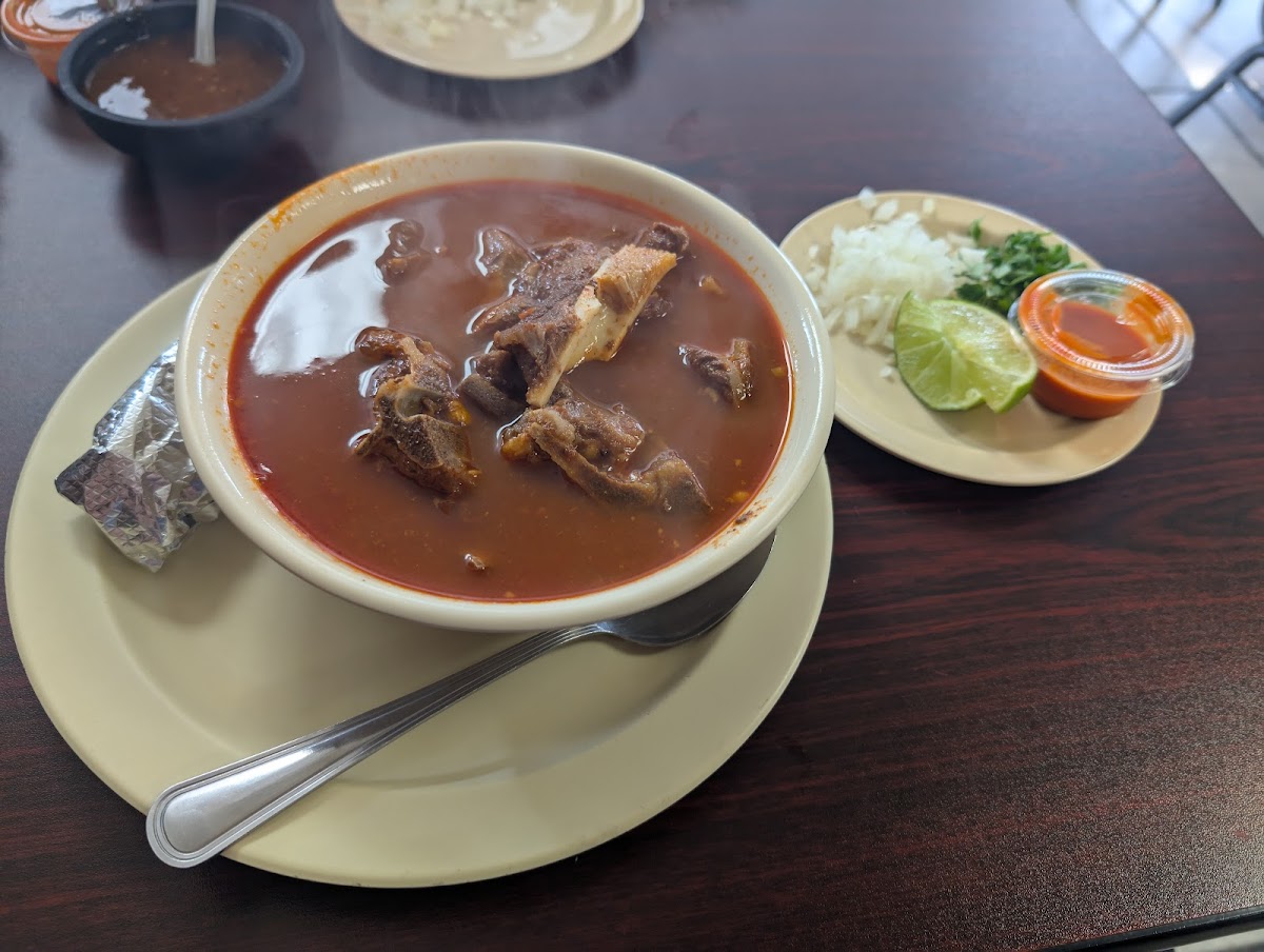 Beto's Taqueria - Photo 9