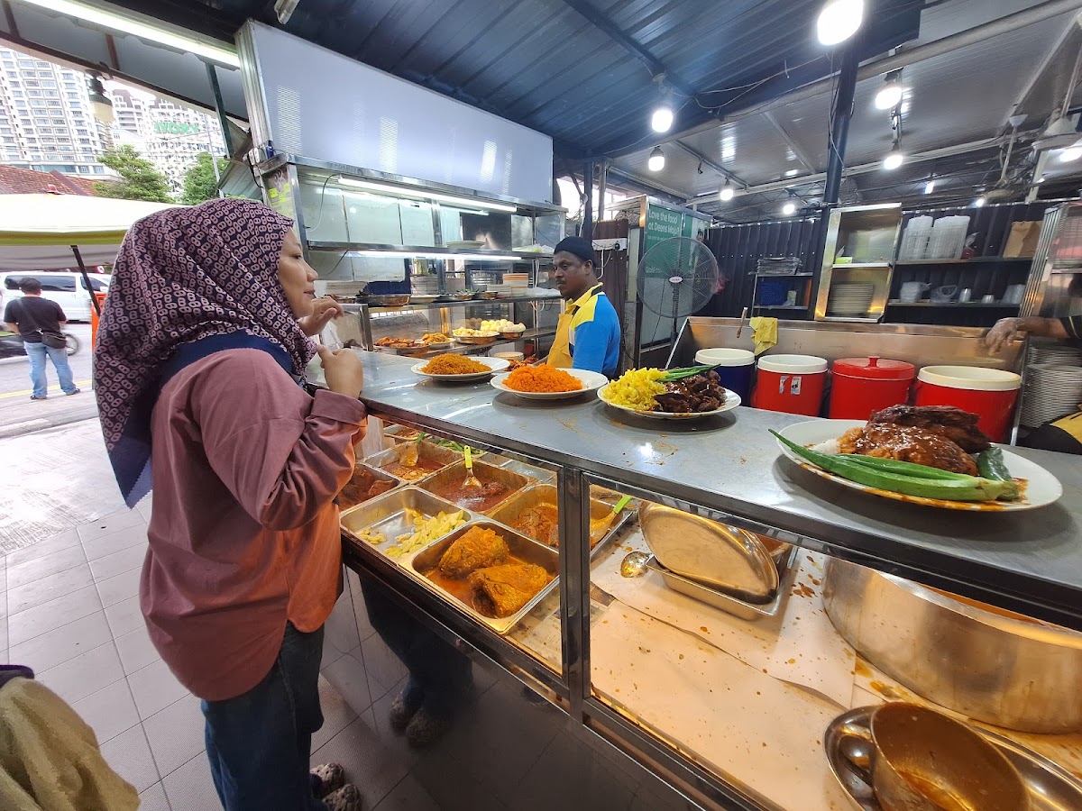 Deens Maju Nasi Kandar - Photo 9