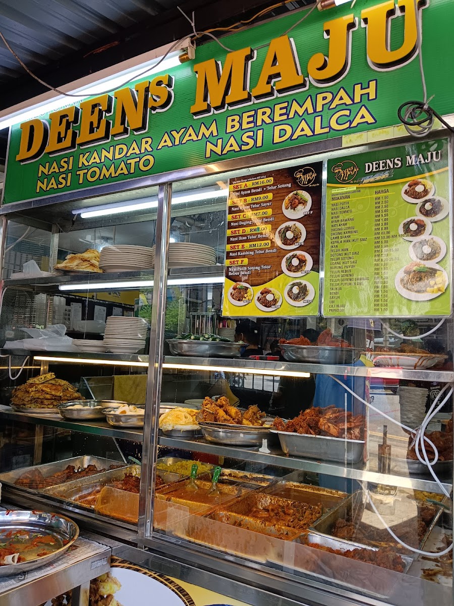 Deens Maju Nasi Kandar - Photo 2