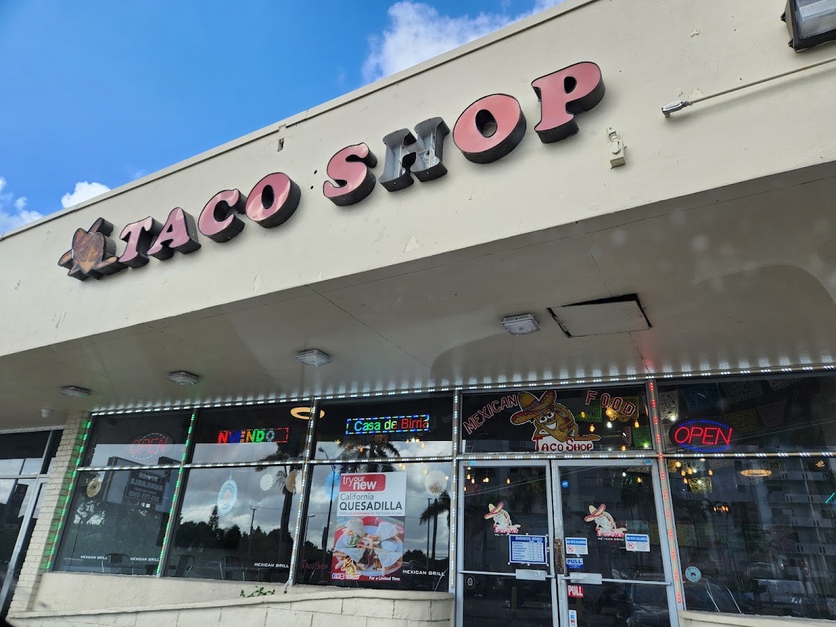 Taco Shop Hialeah - Photo 2
