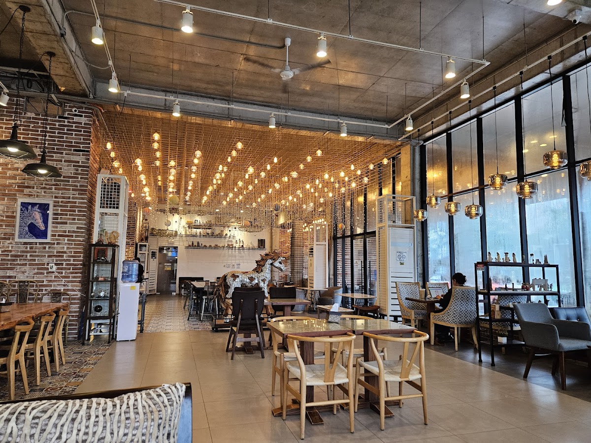 Cafe Dia Clark - Photo 5