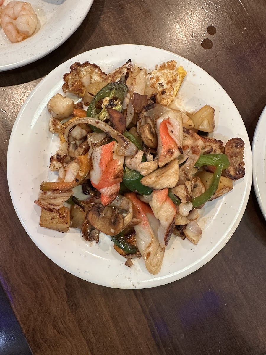 Hibachi Buffet & Grill - Photo 9