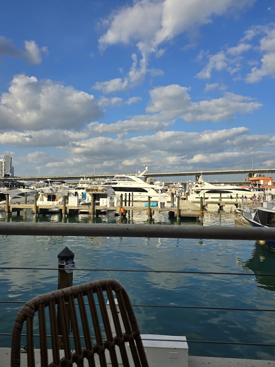 Lombardi's Miami Italian Restaurant - Photo 4