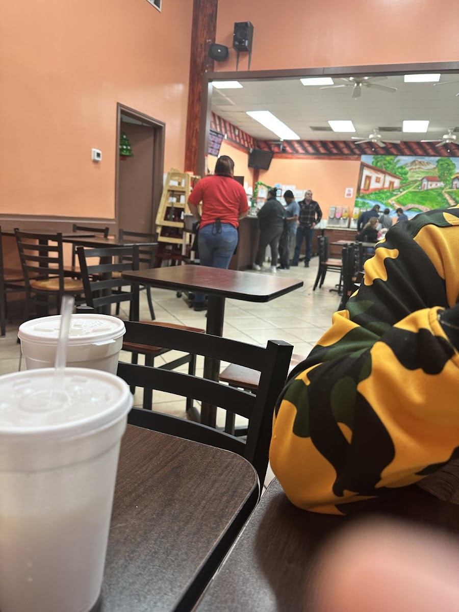 Pupusa Restaurant - Photo 3
