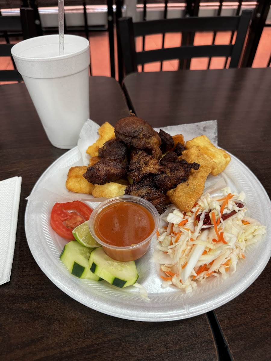 Pupusa Restaurant - Photo 6