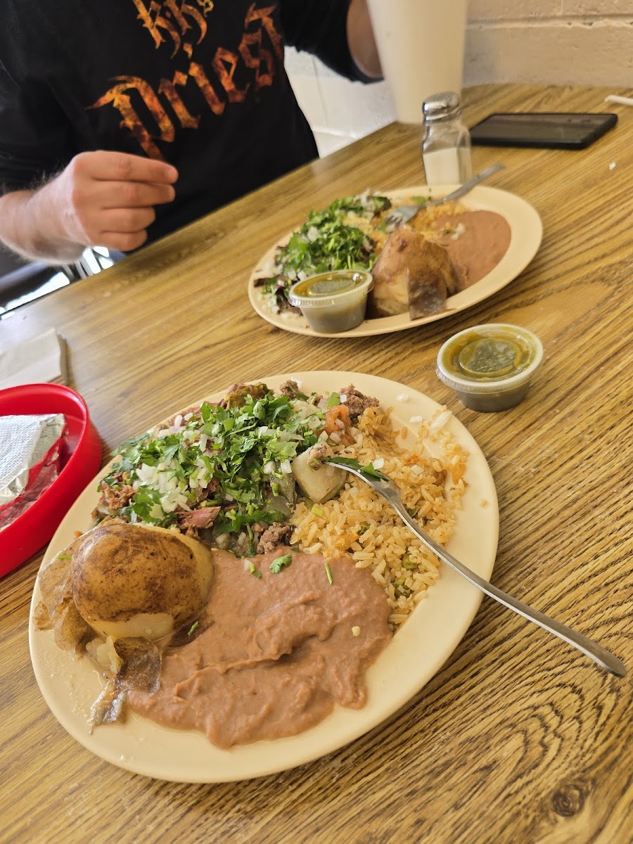 Taquería Pinocho - Photo 3