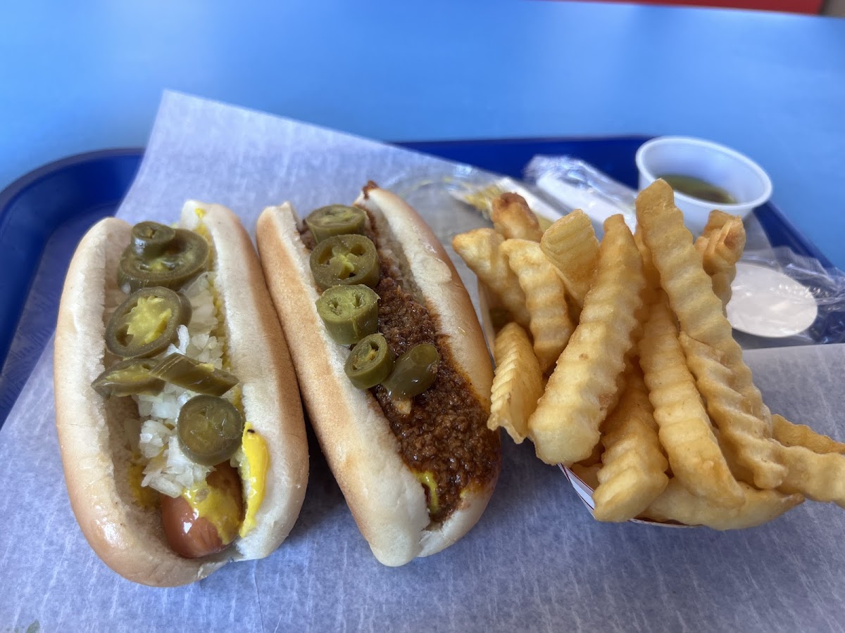Roanoke Weiner Stand No. 2 - Photo 2