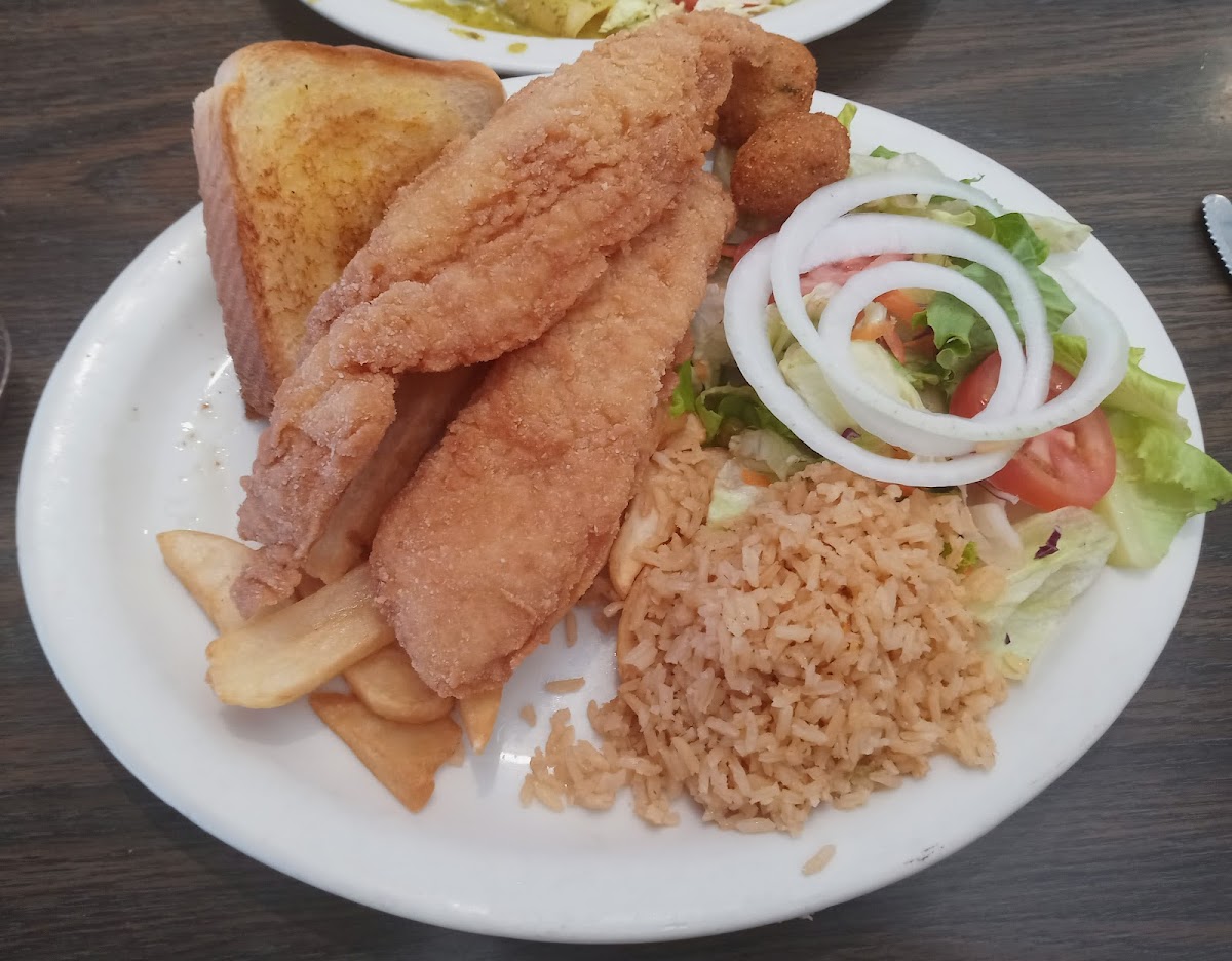 Big Daddy's Burgers & Shakes - Photo 8