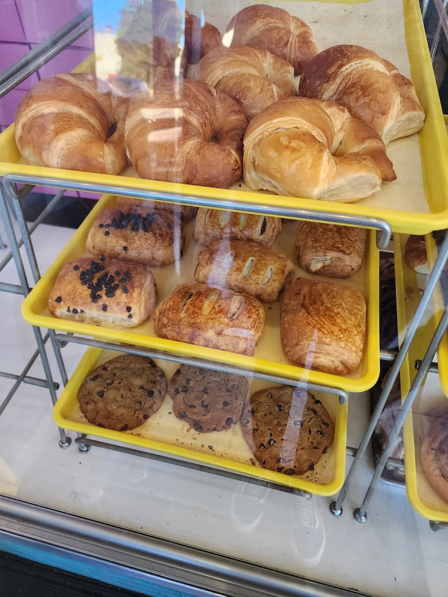 Rose Donuts - Photo 8