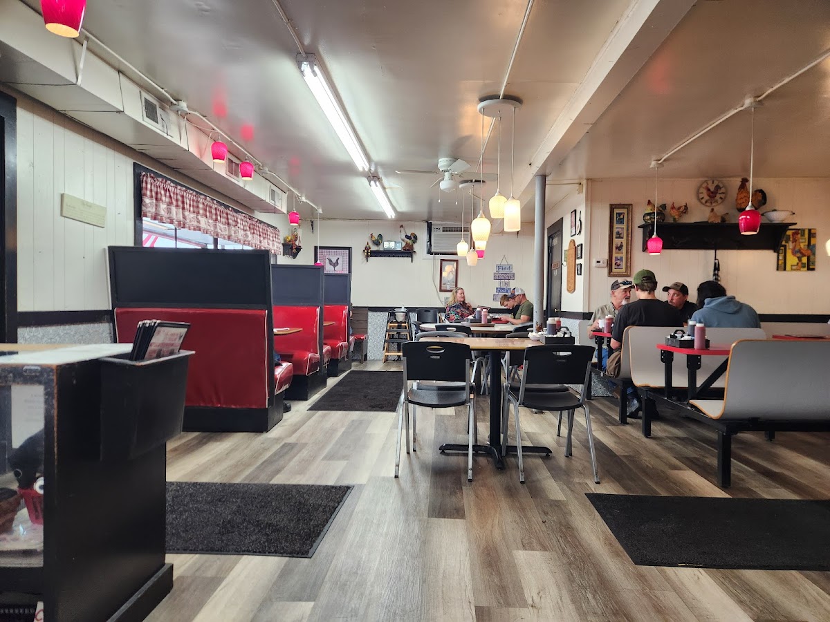 Ruth's Family Restaurant - Photo 4