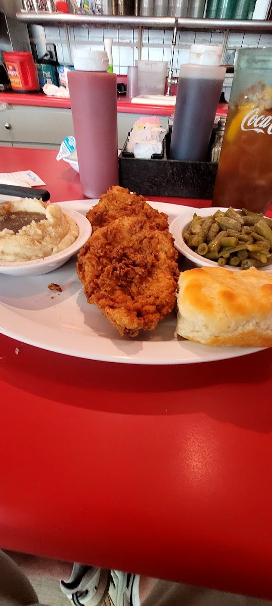 Ruth's Family Restaurant - Photo 6