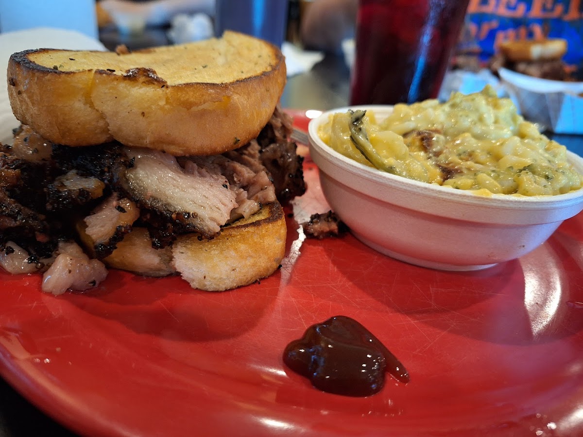 Artman Country Smokehouse - Photo 7