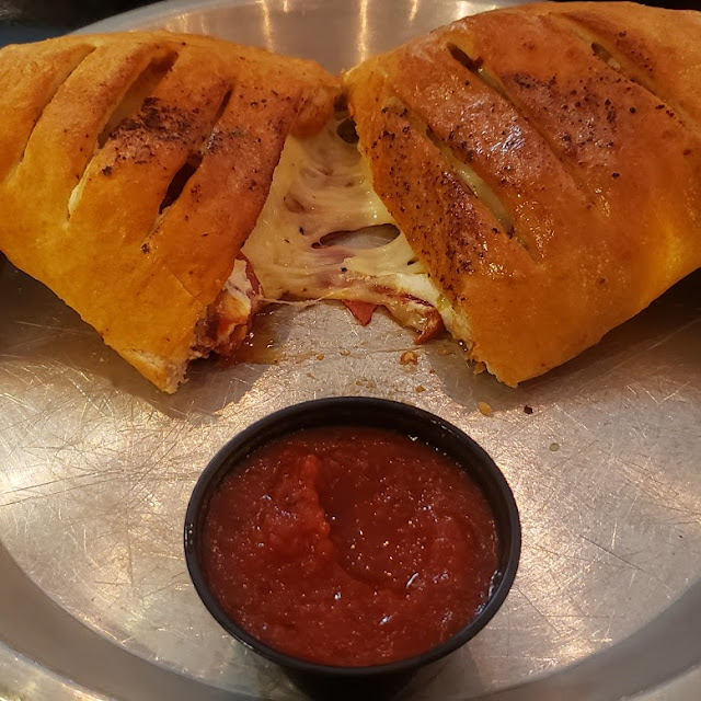 Paisano's Calzone