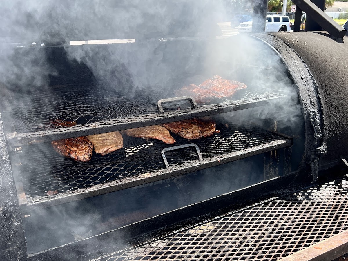 BJ’s Alabama BBQ! - Photo 4