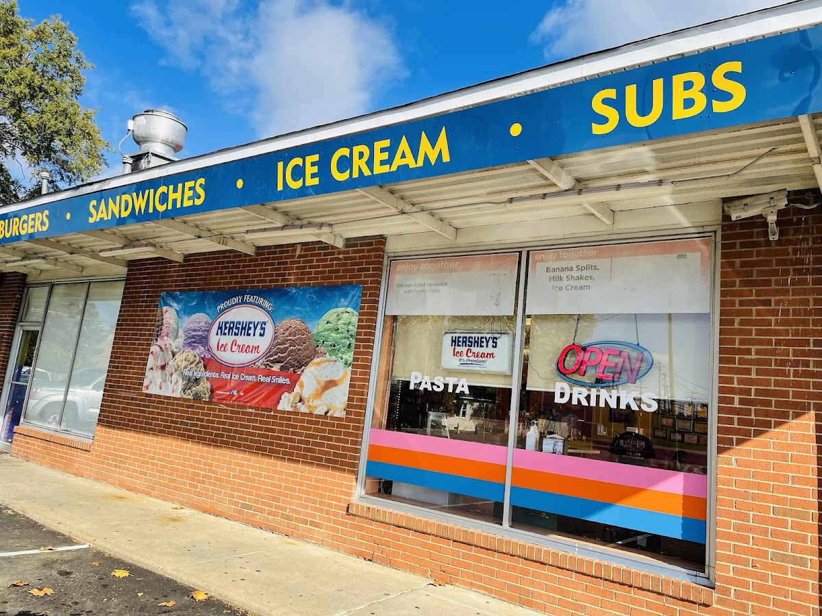 Sandston Bistro & Shakes