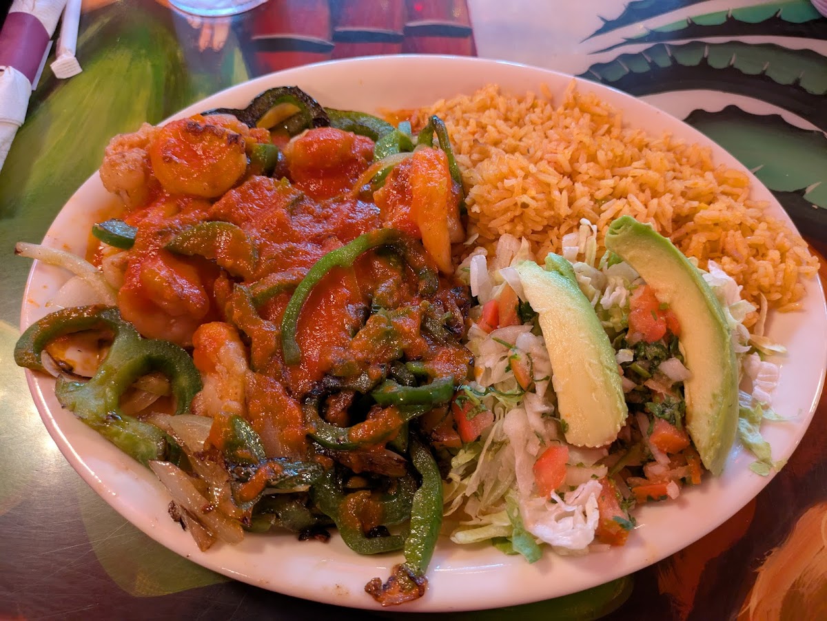 Monte De Rey Mexican Restaurant - Photo 3