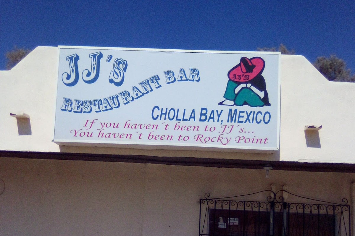 JJ's Cantina - Photo 7