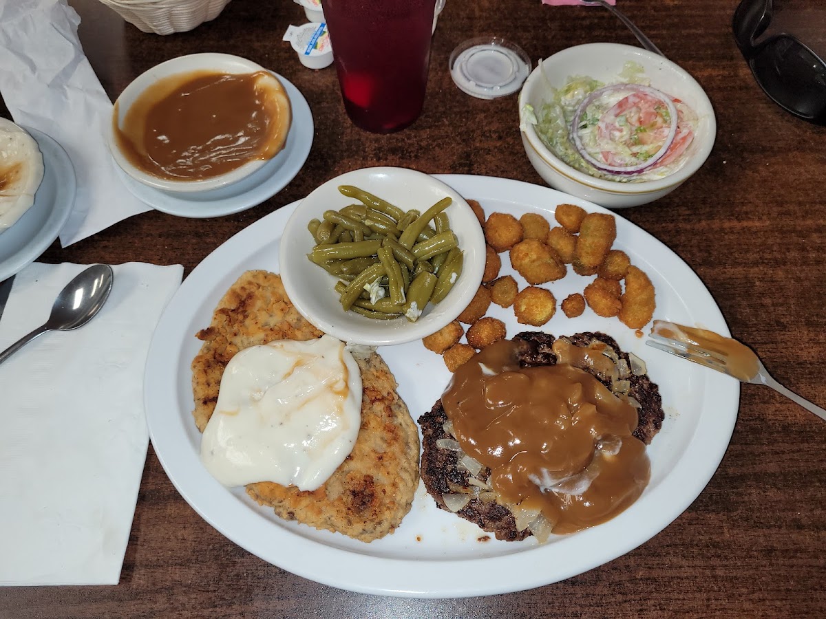Curtis Watson's Catfish Restaurant - Photo 7