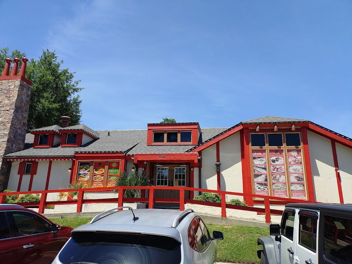 Kacey's Buffet - Photo 6
