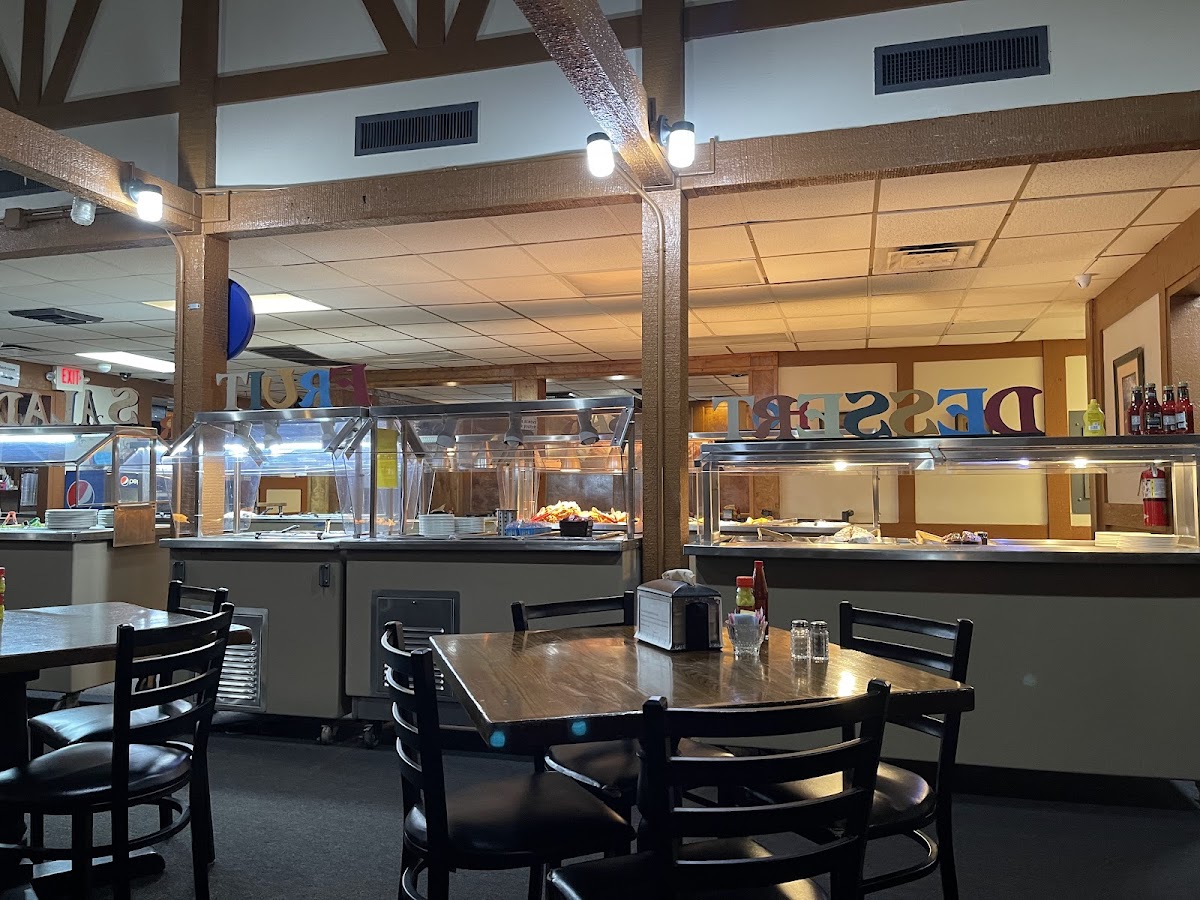 Kacey's Buffet - Photo 7