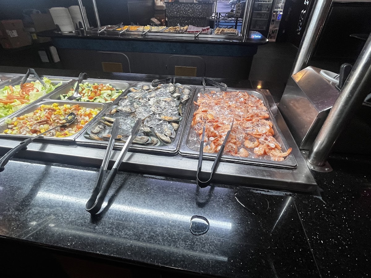 Royal Sushi Buffet - Photo 2