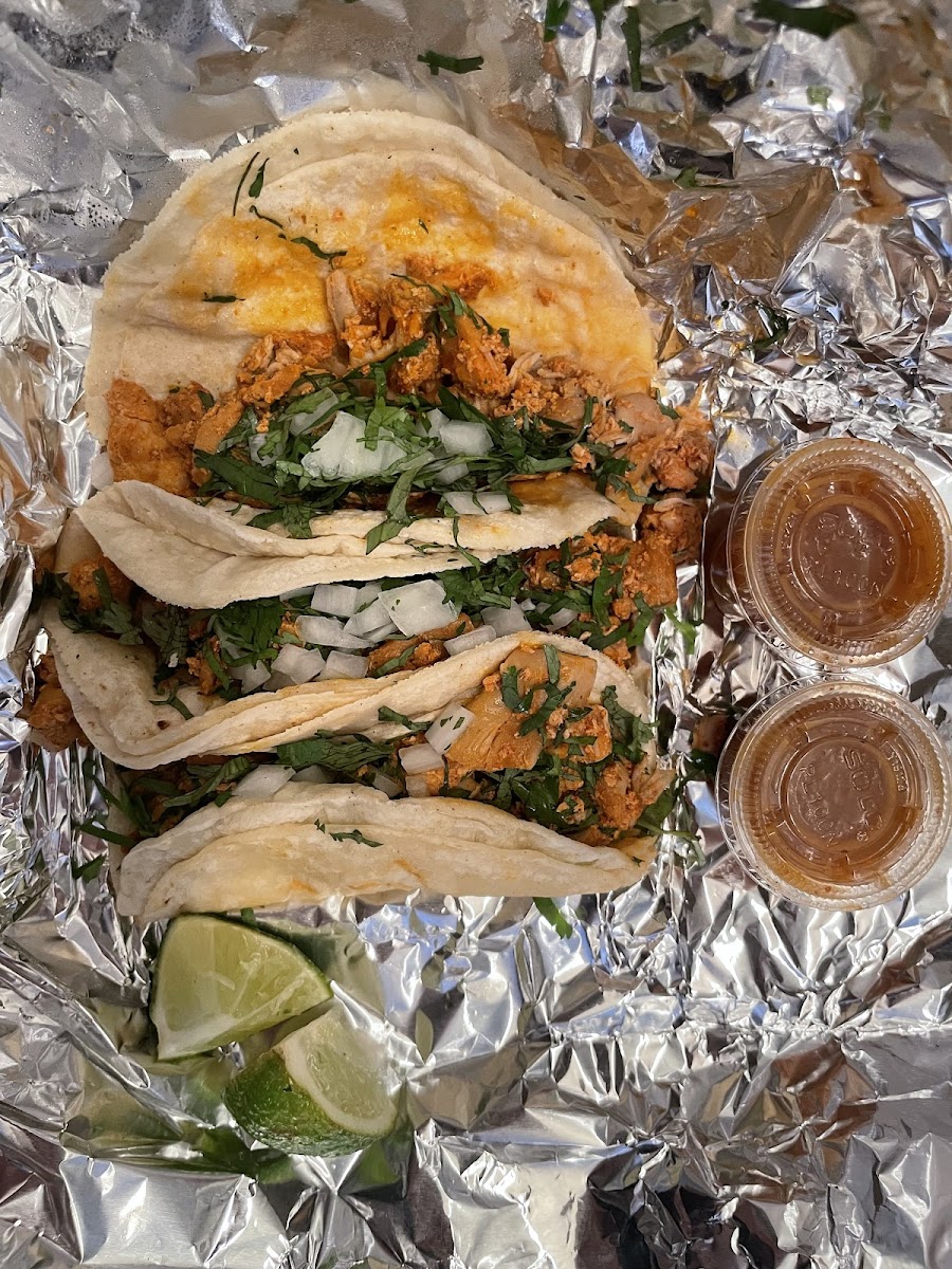 Taqueria Los Paisanos - Photo 5