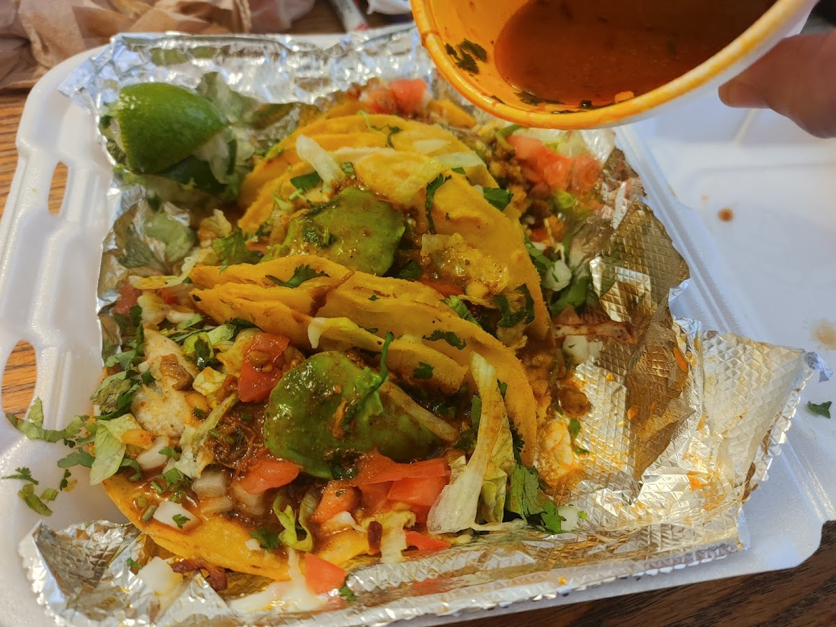 Taqueria Los Paisanos - Photo 8
