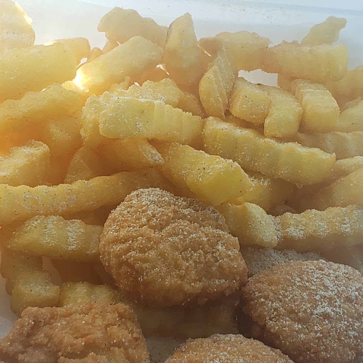 Louisiana Fish & Chicken - Photo 9