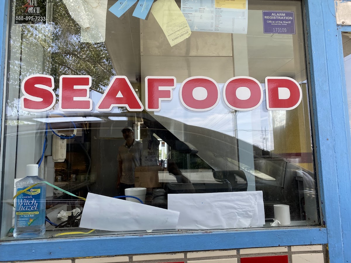 Louisiana Fish & Chicken - Photo 5