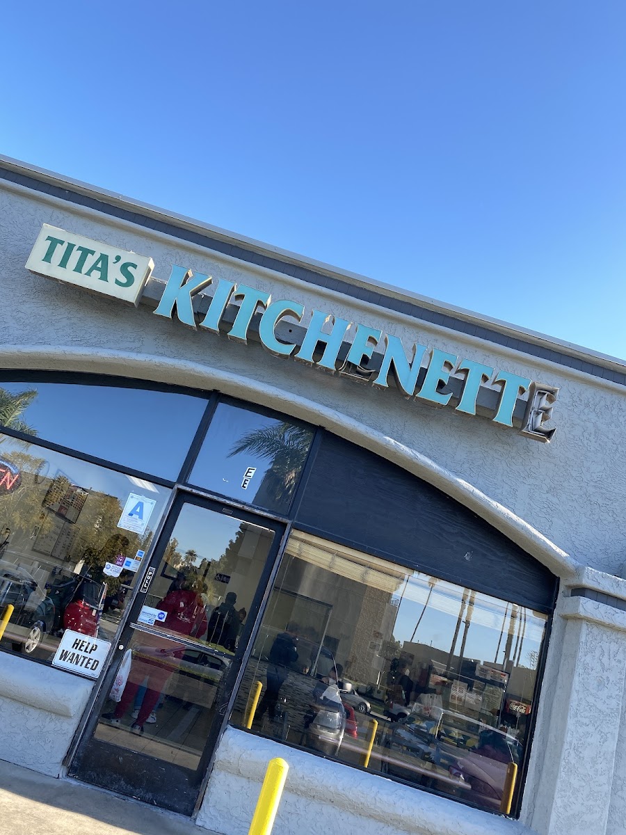 Tita's Kitchenette - Photo 3