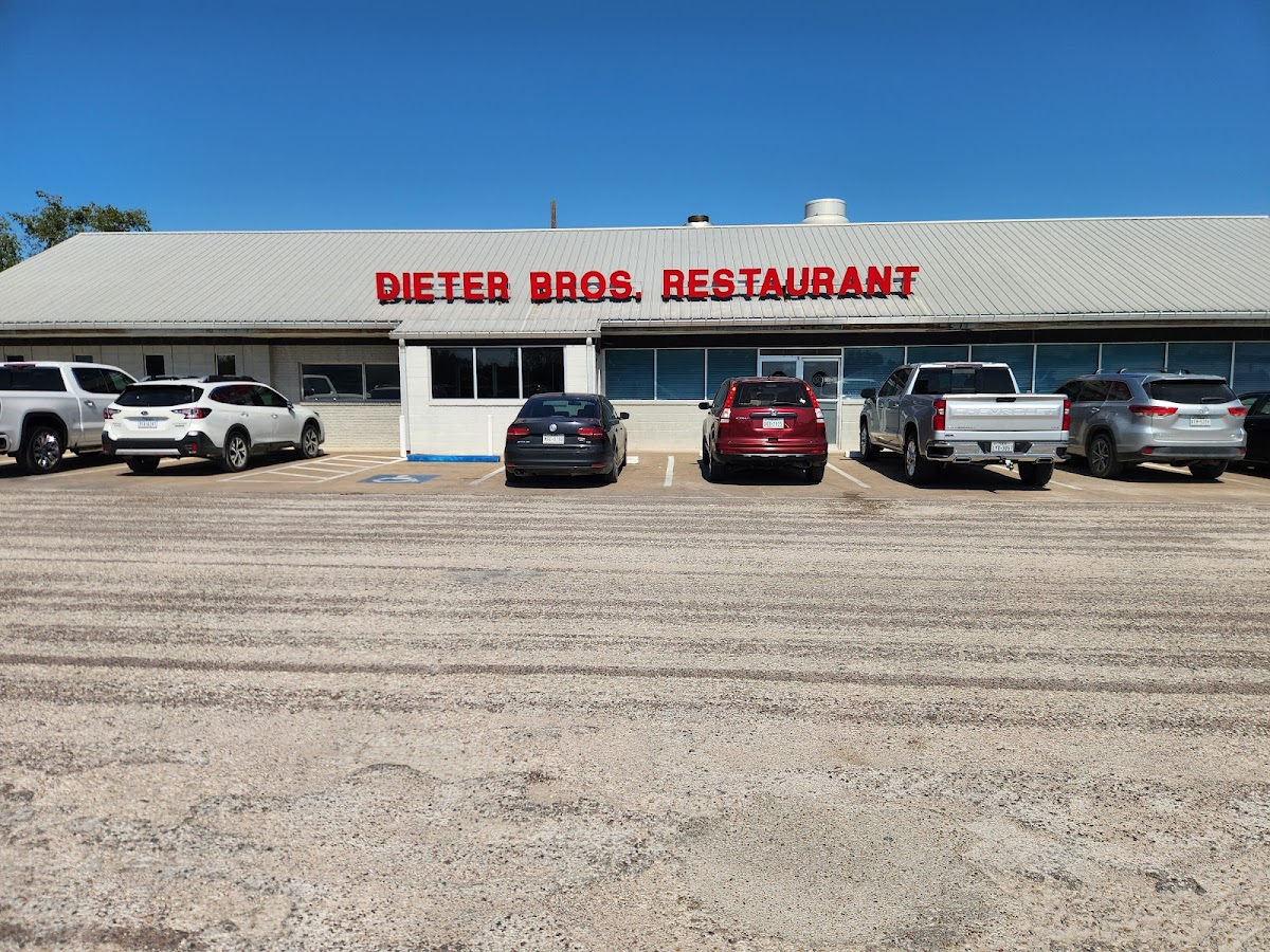 Dieter Brothers Restaurant - Photo 5