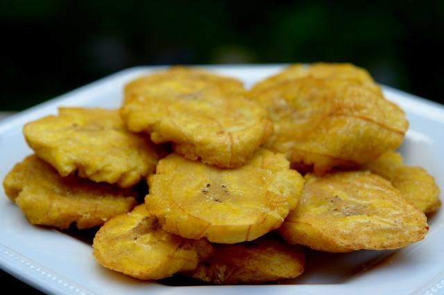 Tropical Island Restaurant - Photo 8