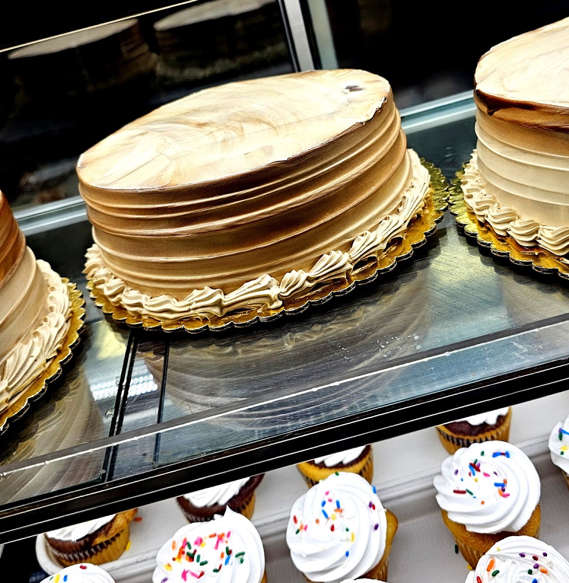 Lucero Bakery - Photo 5