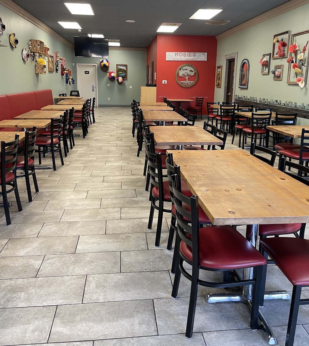 Rosie's Yucaipa - Photo 2