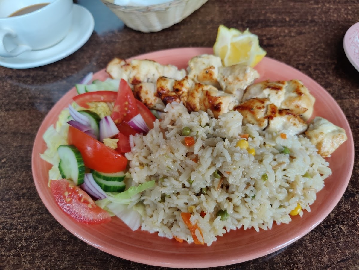 Mums Bistro - Photo 2
