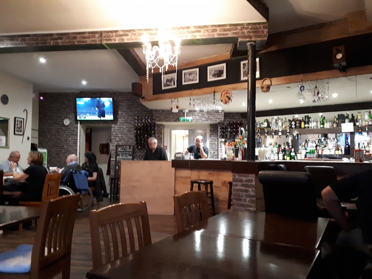 Mums Bistro - Photo 6