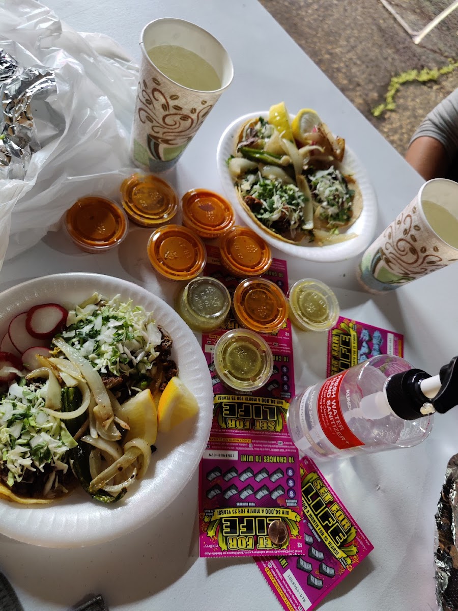 Tacos El Gordo - Photo 2