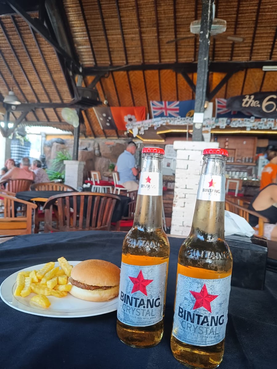Billys Bar & Restaurant - Photo 2