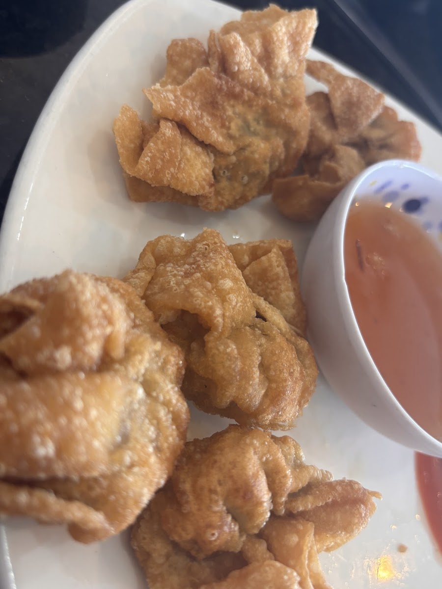 Pho Hoang Restaurant - Photo 1