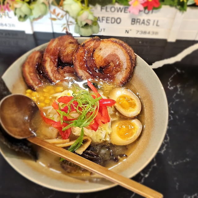 Tonkotsu Shoy Ramen