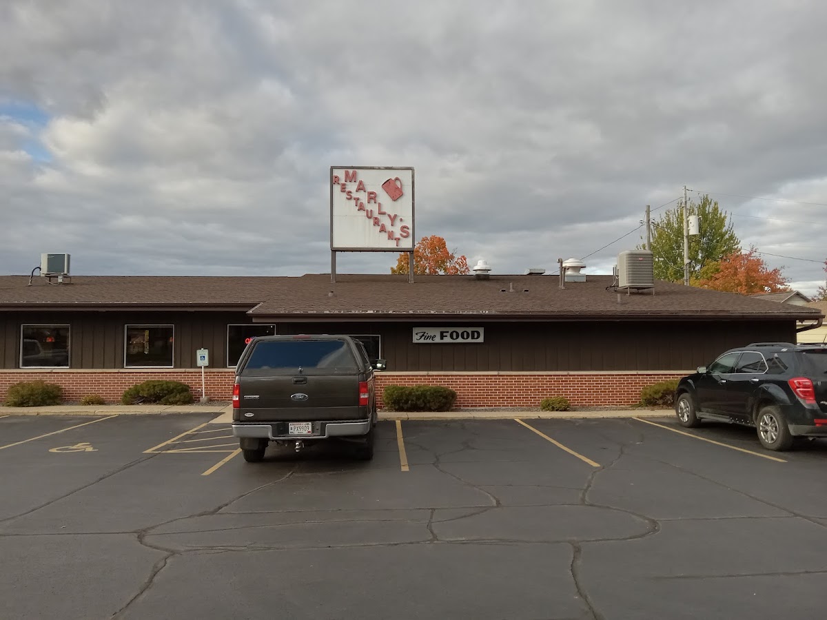 Marly's Restaurant - Photo 2