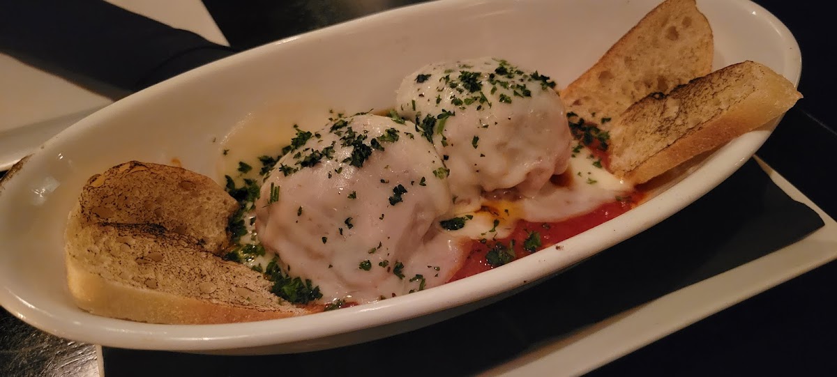 J.T. Prime Kitchen Yuma - Photo 5