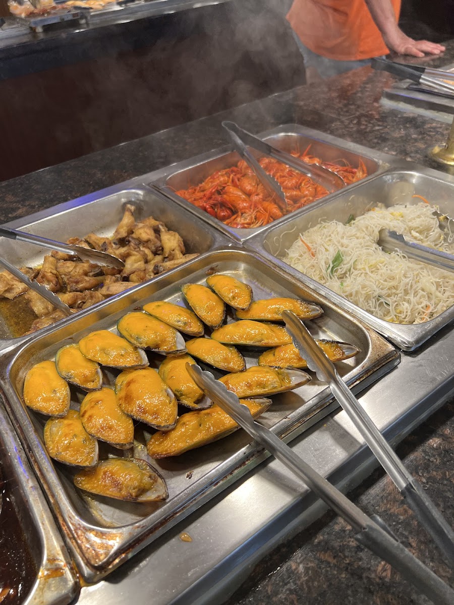 Yun Long Buffet - Photo 5