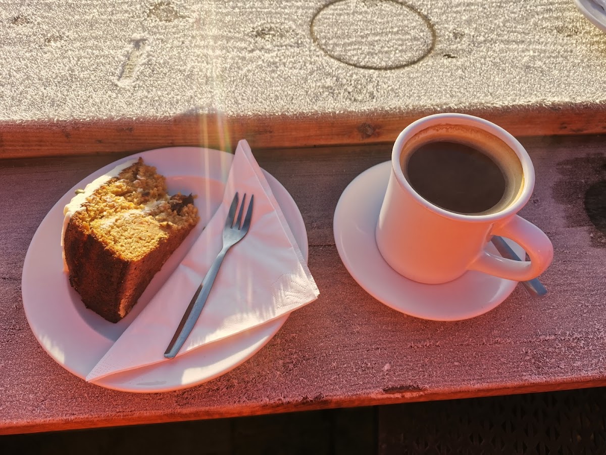 Ferry Quay Cafe - Photo 9