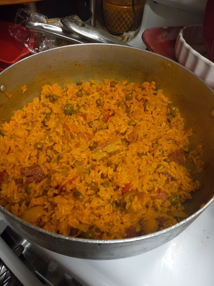 Latin Deli - Photo 5