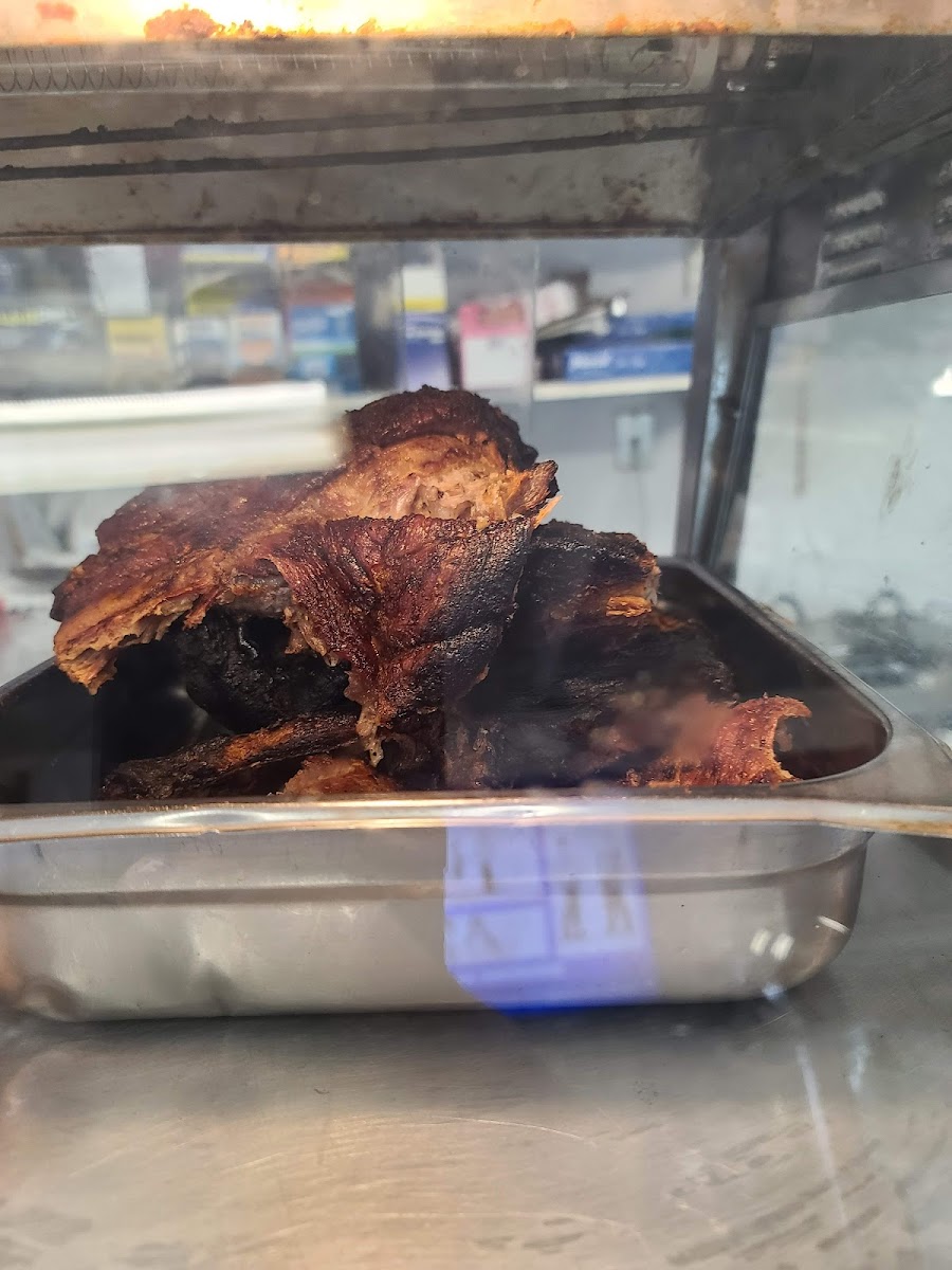 Latin Deli - Photo 6