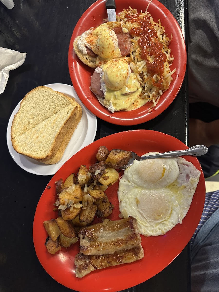 A.M. Cafe - Photo 1