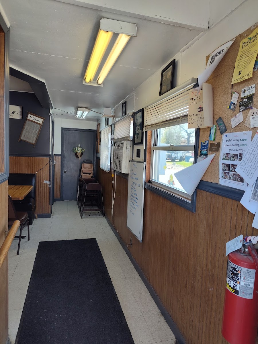 Missy’s Kozy Korner - Photo 4