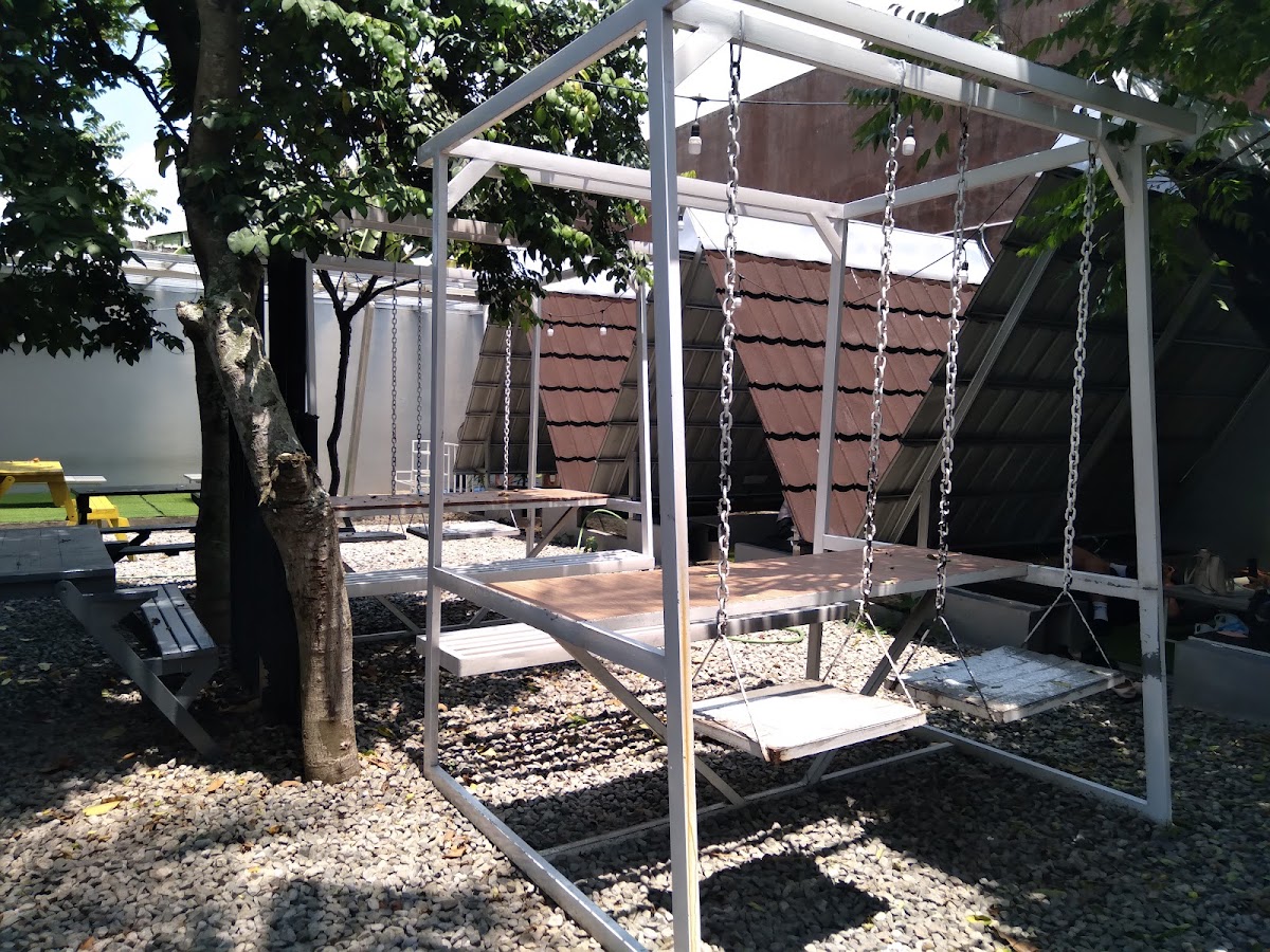 Dahari Resto Cafe - Photo 7